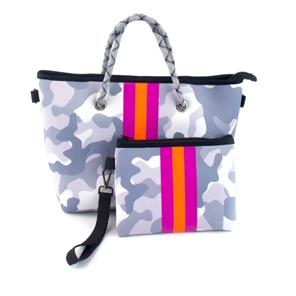Neoprene Handbag, Wristlet & turns into a Backpack!